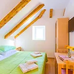 Sandy Apartament Donje Celo