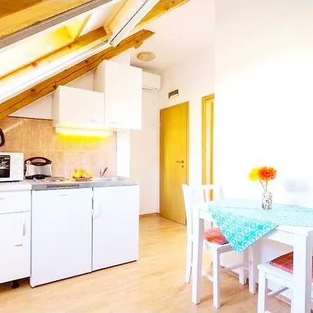 Sandy Apartman *